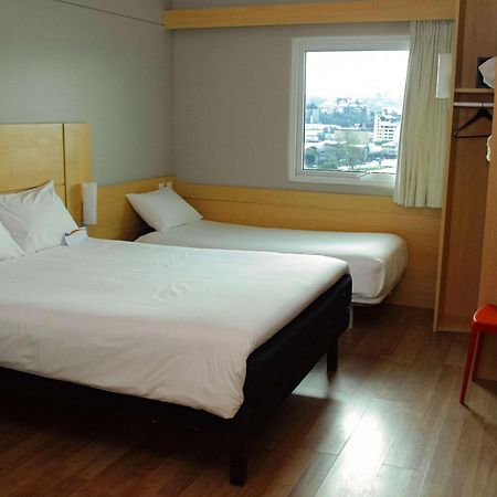 Ibis Puerto Montt Hotel Exterior photo
